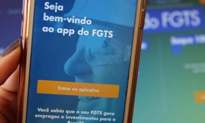 Medida aprovada na Câmara permite saque extraordinário do FGTS durante pandemia