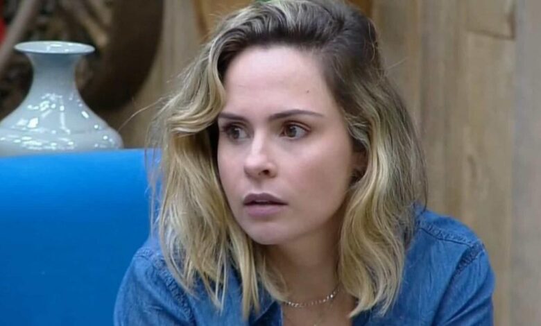 Britto Jr. critica Ana Paula Renault e leva resposta da ex-Fazenda: ‘preconceito’