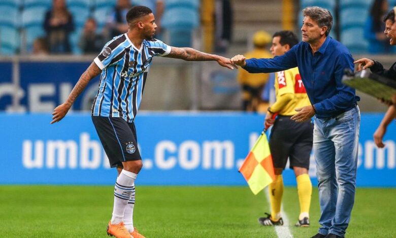 Grêmio anuncia rescisão de contrato com André, e torcedores celebram