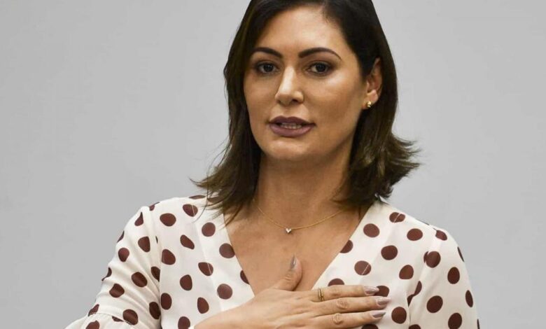 Avó da primeira-dama Michelle Bolsonaro morre de covid-19 em hospital público