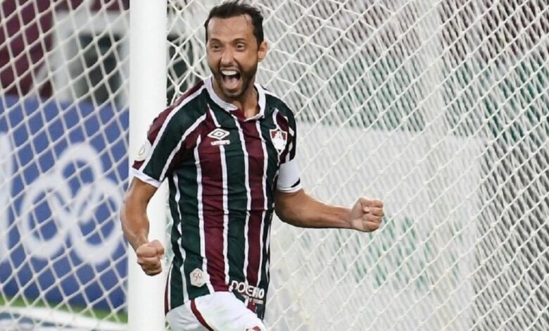 Nenê descarta aposentadoria e minimiza fim de jejum de gols