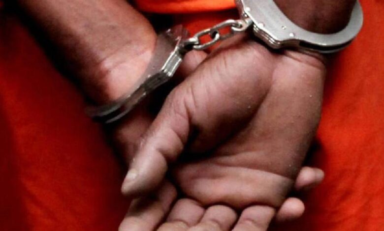 Tio suspeito de violentar e engravidar menina de 10 anos é preso