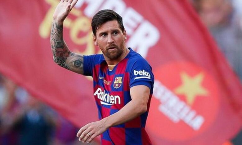 Messi comunica ao Barcelona que irá deixar o clube, diz imprensa espanhola e argentina