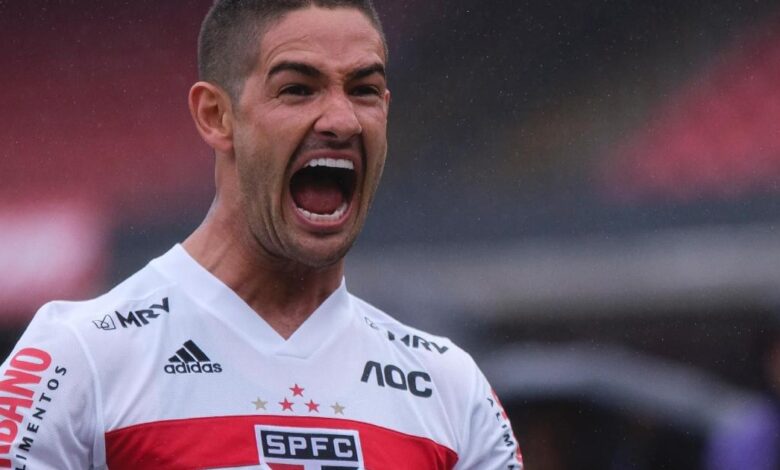 7 opções de destino para Alexandre Pato jogar