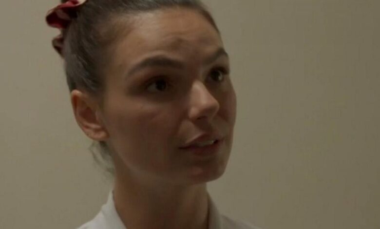 ‘Amor de Mãe’: no retorno da trama, Betina fica entre a vida e a morte após contrair o coronavírus