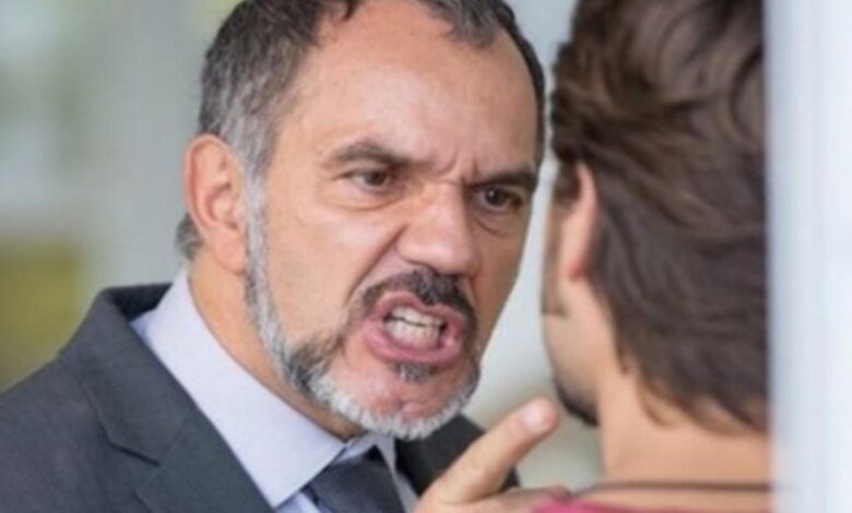 ‘Totalmente Demais’, resumo de 4/9: Germano surta com escândalo envolvendo Eliza
