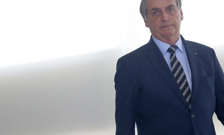 Reforma administrativa de Bolsonaro poupa os servidores já em atividade