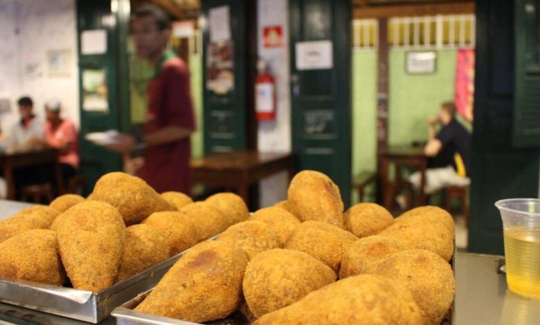 Dono de bar é morto em discussão com cliente por preço de coxinha em Simonésia (SP)
