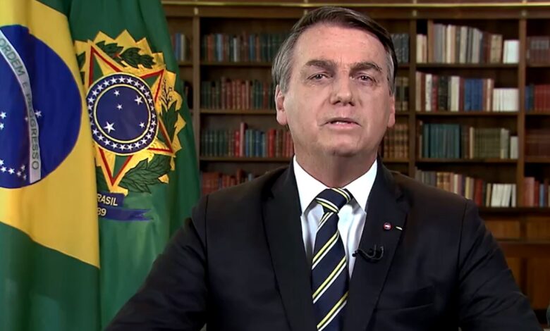 Bolsonaro diz ter compromisso com Constituição, soberania, democracia e liberdade