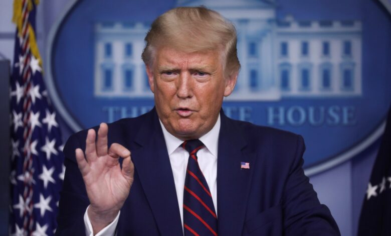 Biden questiona promessa de Trump de uma vacina antes das eleições, e presidente responde dizendo que adversário tem retórica ‘antivacina’
