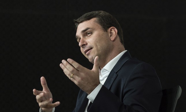 MP do Rio planeja apresentar denuncia contra Flávio Bolsonaro em duas semanas | Bela Megale – O Globo