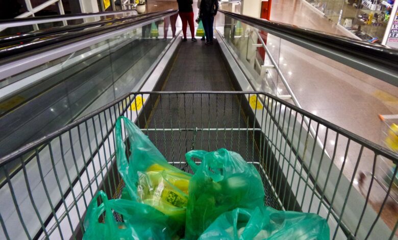 Ministério da Justiça notifica supermercados por alta nos preços dos alimentos