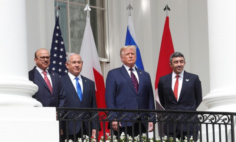 Com Trump como anfitrião, Israel assina acordos diplomáticos com Emirados Árabes e Bahrein