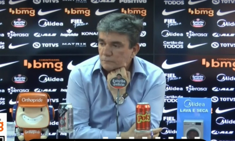 Andrés diz que jogadores do Corinthians estão assustados e chama ameaças de “emboscada”
