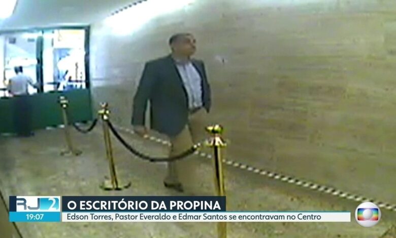 Imagens mostram investigados em local onde, segundo delação, se discutia o esquema de corrupção na Saúde do RJ