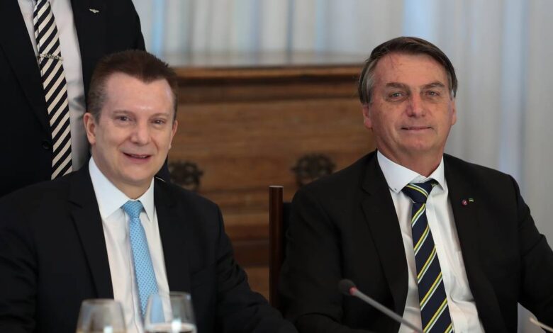 Bolsonaro e aliados ‘entram’ nas eleições de SP e Rio: entenda os movimentos