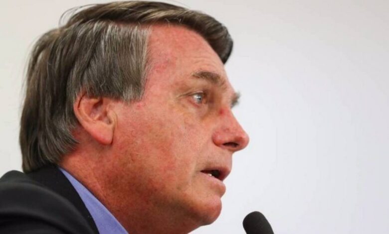 PF intima Bolsonaro para prestar depoimento pessoalmente sobre supostas interferências indevidas
