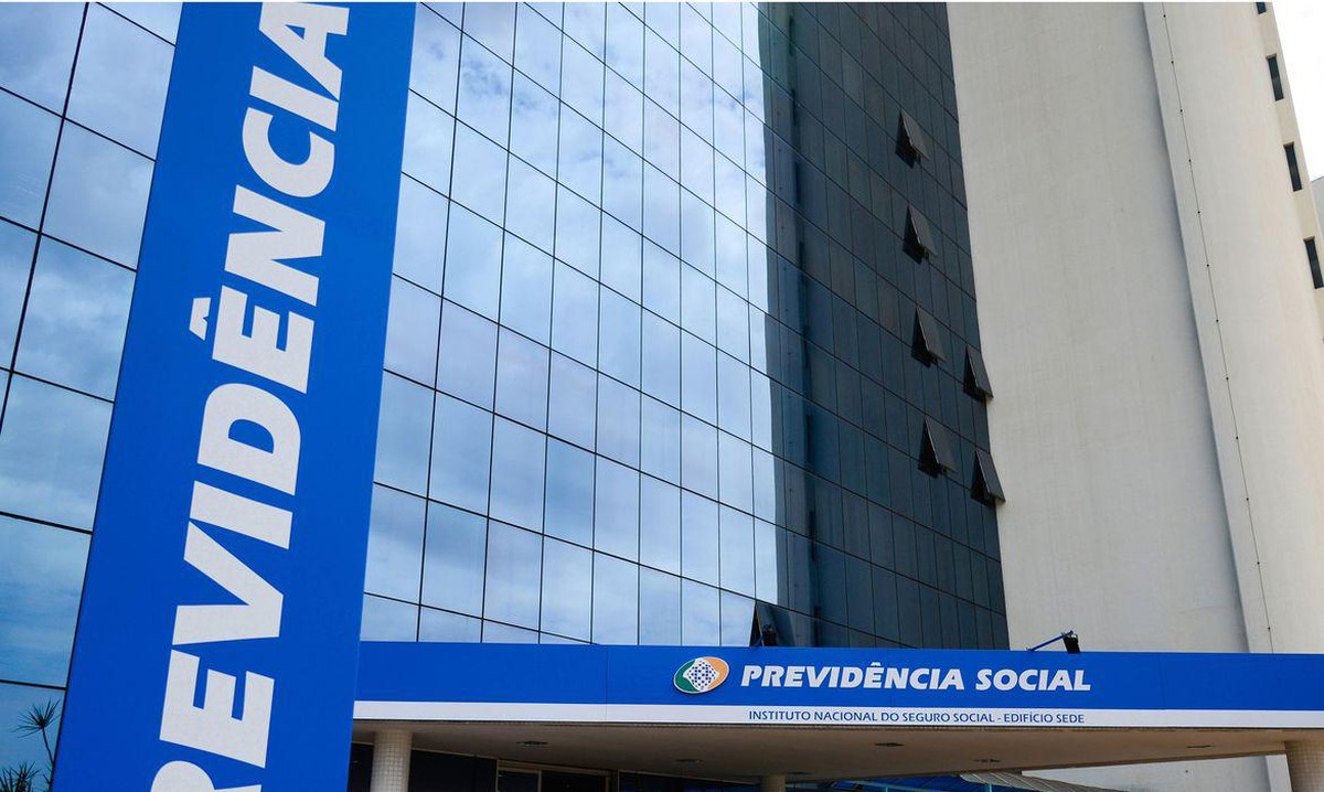 INSS diz que 202 de 486 peritos esperados compareceram hoje