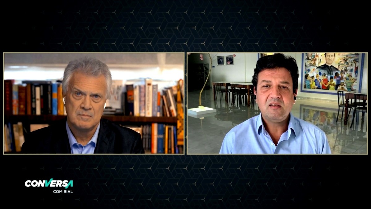 No ‘Conversa’, Mandetta diz que alertou Bolsonaro sobre 180 mil mortes se governo não agisse: ‘Nunca falei em público, mas para ele eu mostrei’