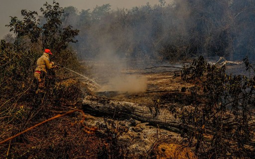 Fogo no Pantanal atinge áreas de proteção ambiental na Bolívia