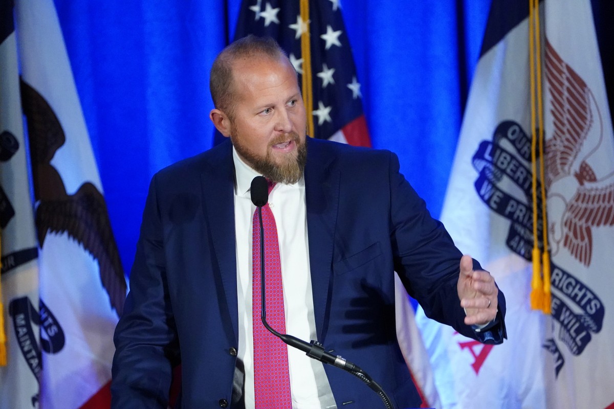 Ex-chefe de campanha de Trump é hospitalizado