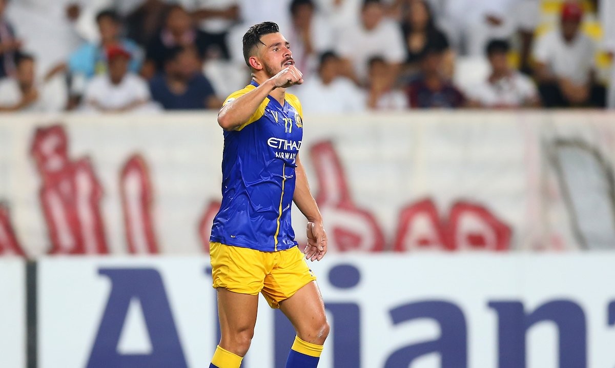 Ex-dupla Gre-Nal, Giuliano rescinde com clube saudita e fica livre no mercado