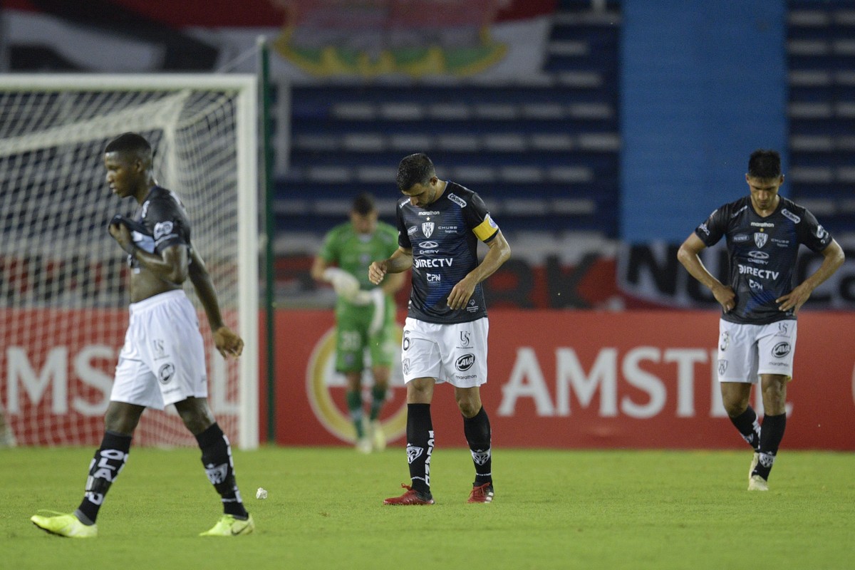 Del Valle comunica um novo caso de coronavírus e chega a oito baixas contra o Flamengo